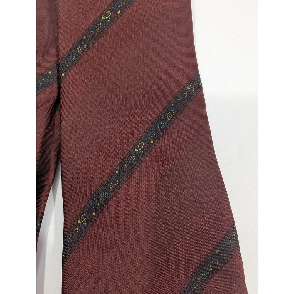 VTG Lucien Piccard Burgundy Silk Paisley Diagonal Stripe Necktie Made in Italy